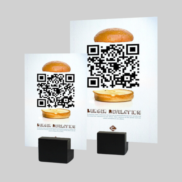 Portamenús BASINO de madera negra, tamaño A5 y A6, diseño compacto y elegante, ideal para mostrar menús o promociones en mesas de bares y restaurantes vista personalizada